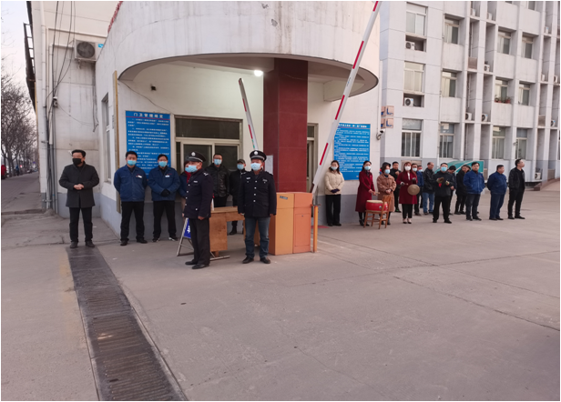 公司领导班子对基层一线员工致以节后慰问。